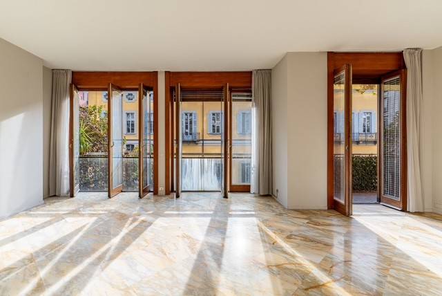 appartamento in vendita a Milano in zona Guastalla