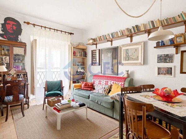 appartamento in vendita a Milano in zona Porta Nuova