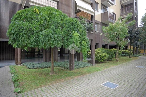 appartamento in vendita a Milano in zona Niguarda