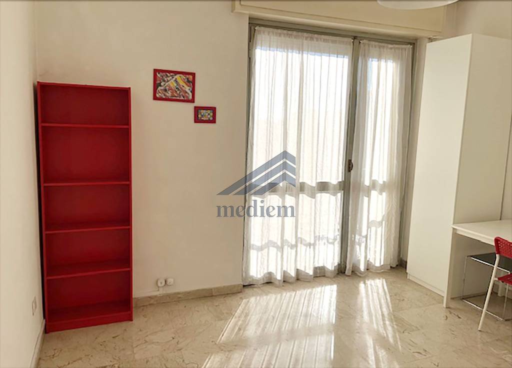 appartamento in vendita a Milano in zona Famagosta