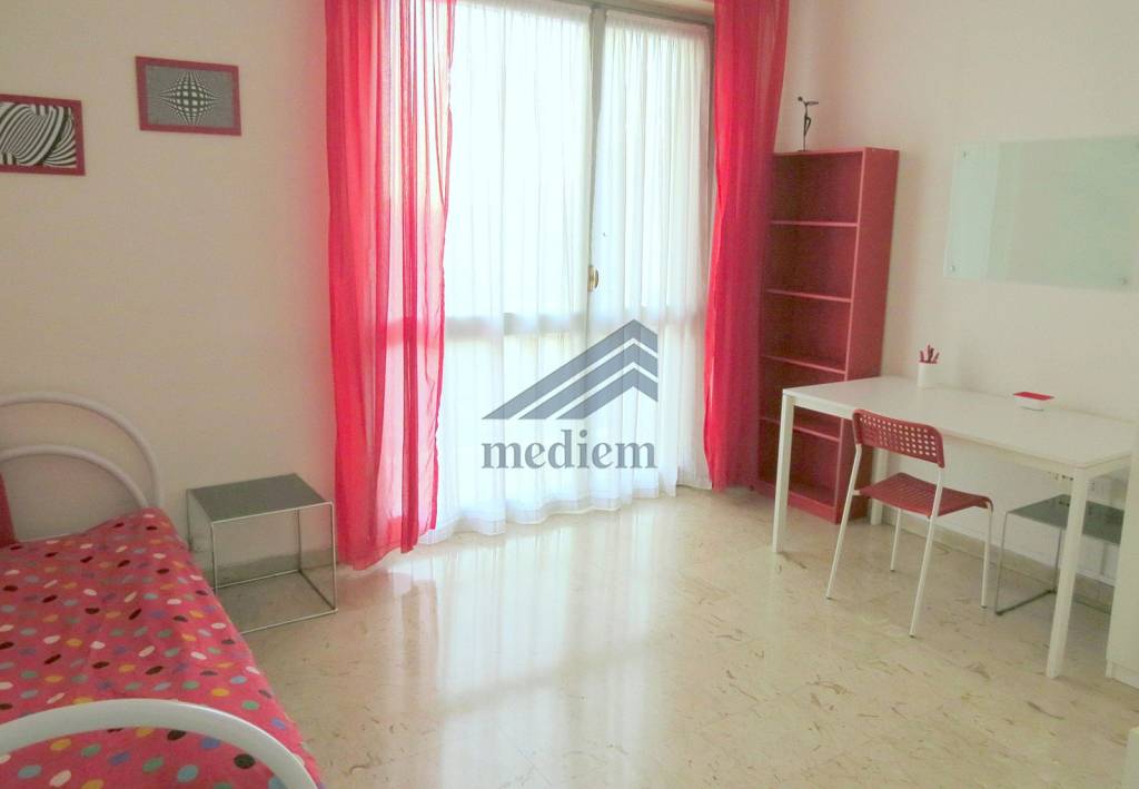 appartamento in vendita a Milano in zona Famagosta