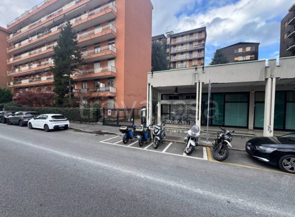 appartamento in vendita a Milano in zona Prato Centenaro