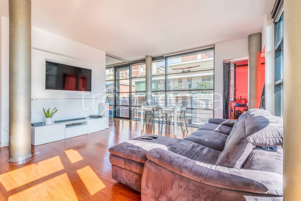 appartamento in vendita a Milano in zona Bicocca