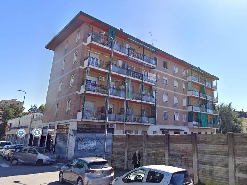 appartamento in vendita a Milano in zona Quarto Oggiaro