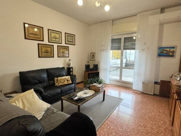 appartamento in vendita a Milano in zona Quarto Oggiaro