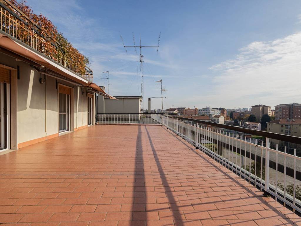 appartamento in vendita a Milano in zona Chiesa Rossa