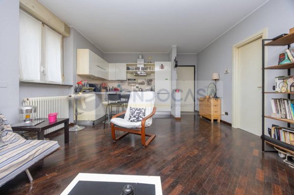 appartamento in vendita a Milano in zona Adriano