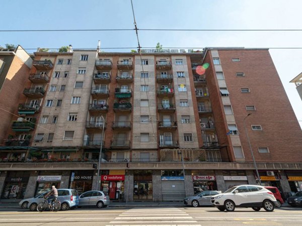 appartamento in vendita a Milano in zona Rembrandt