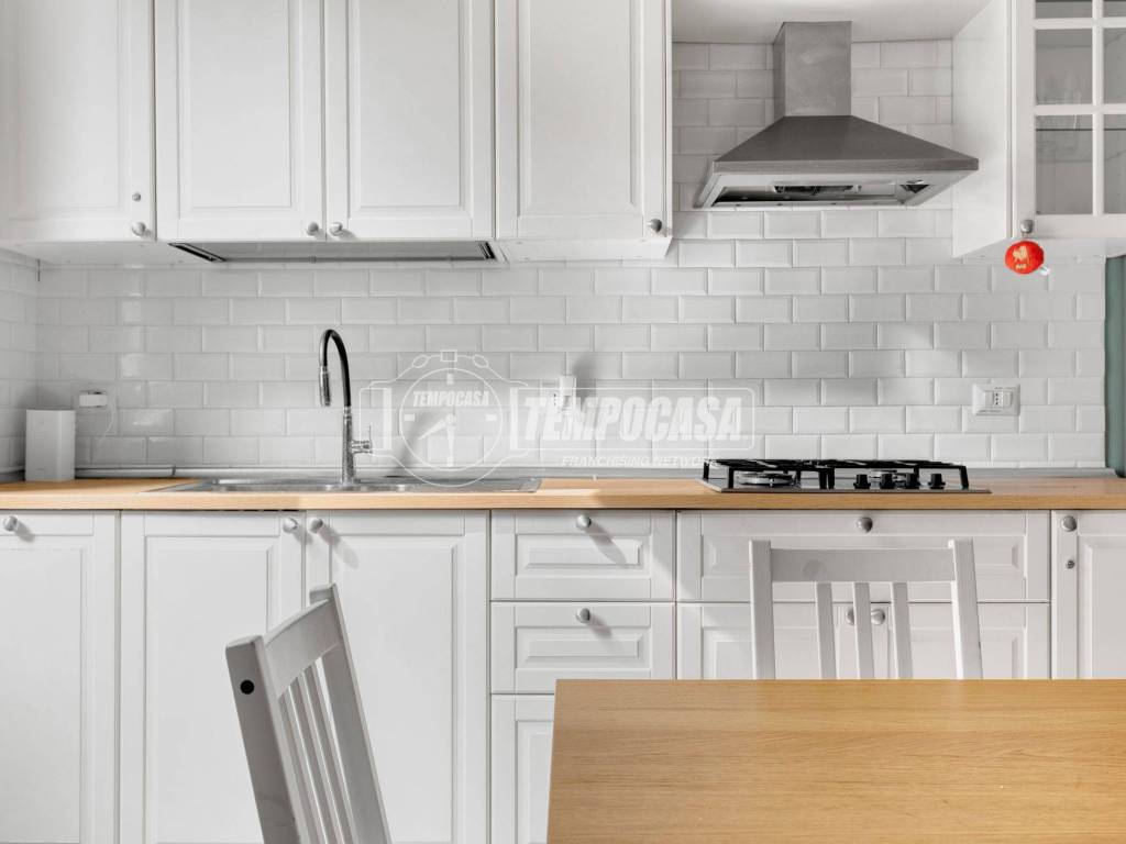 appartamento in vendita a Milano in zona XXII Marzo