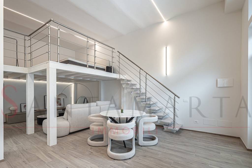 appartamento in vendita a Milano in zona Ghisolfa