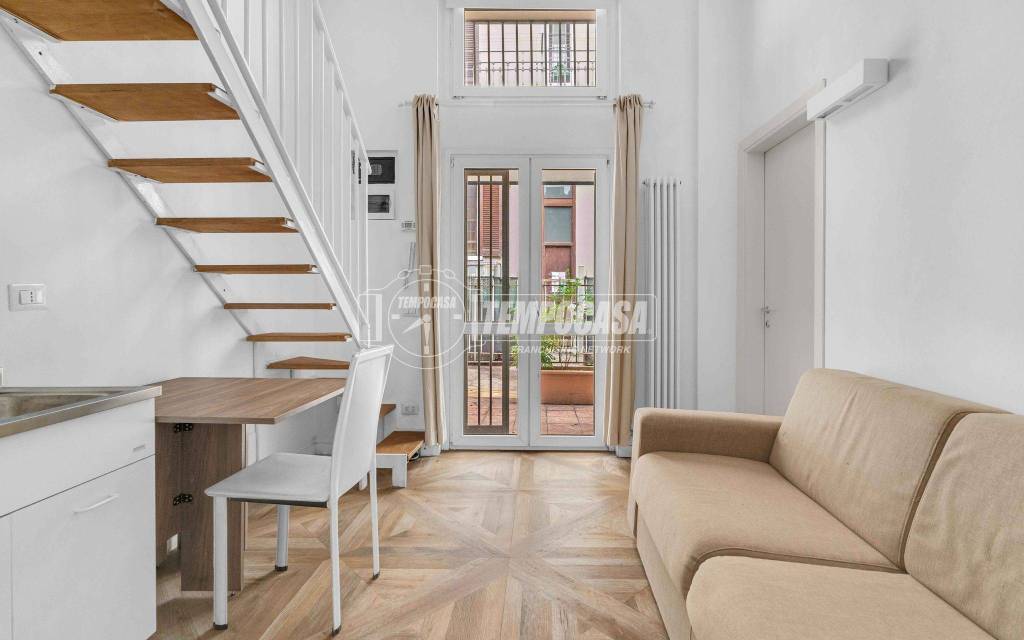 appartamento in vendita a Milano in zona Bocconi