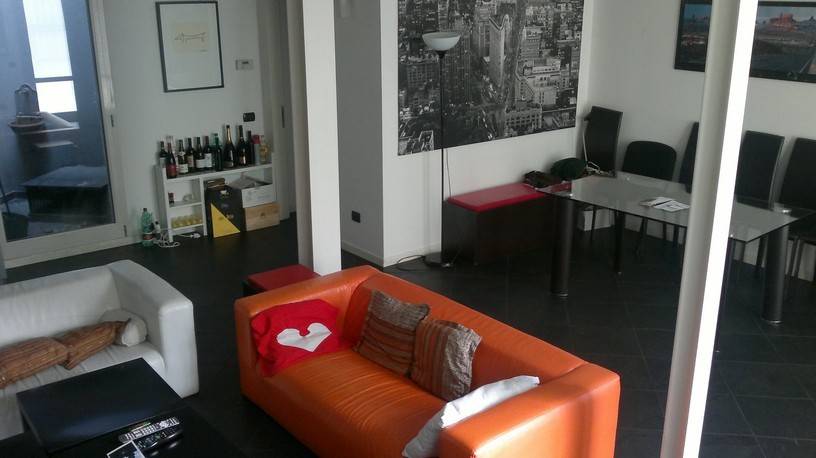 appartamento in vendita a Milano in zona Porta Genova