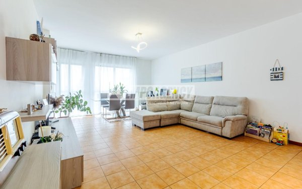 appartamento in vendita a Milano in zona Rogoredo