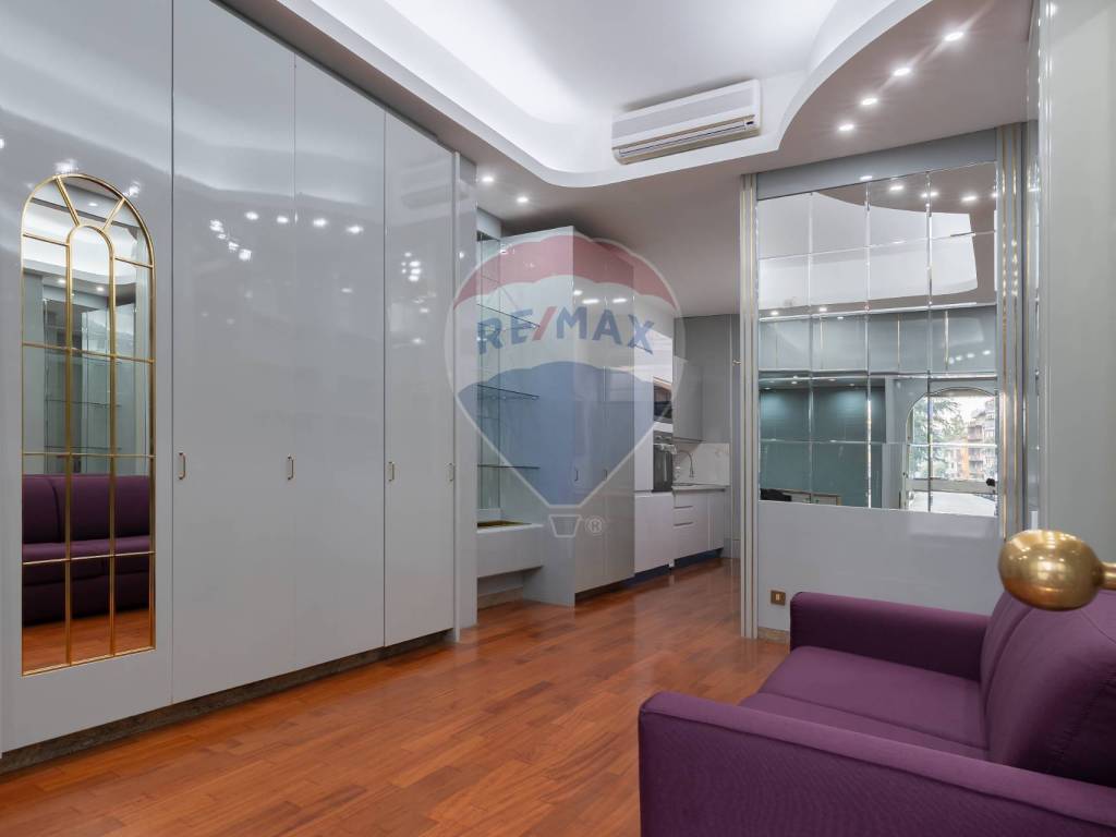 appartamento in vendita a Milano in zona Villapizzone