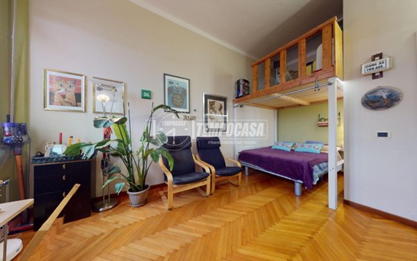 appartamento in vendita a Milano in zona Ghisolfa