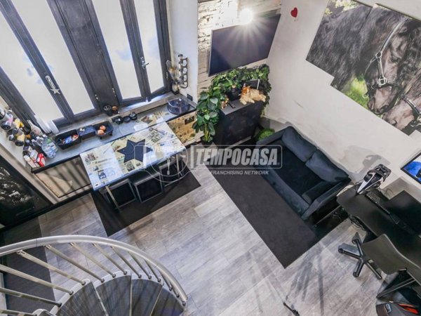 appartamento in vendita a Milano in zona Isola