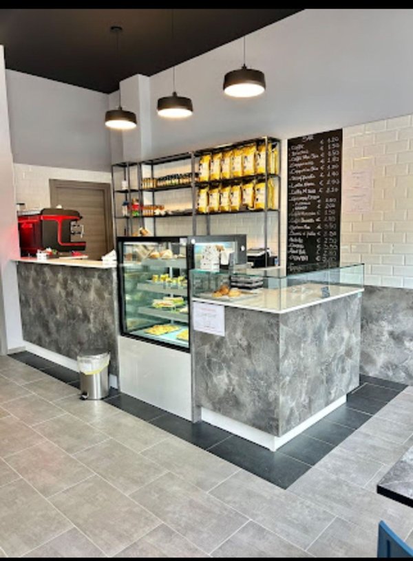 negozio in vendita a Milano in zona Bovisa