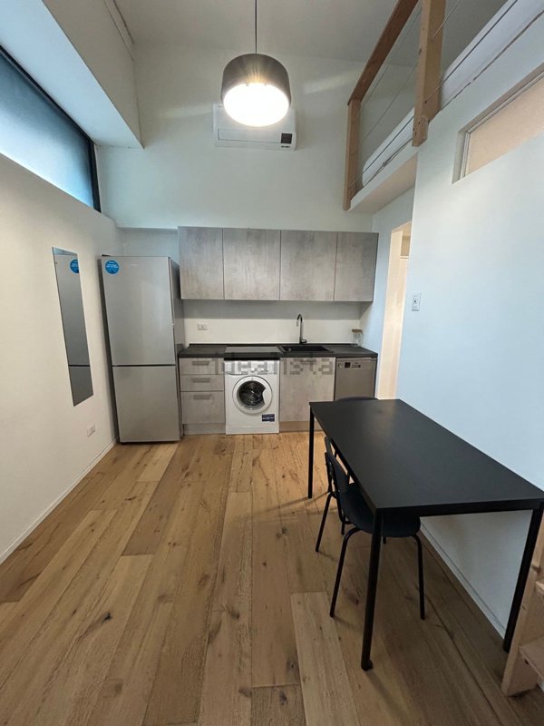 appartamento in vendita a Milano in zona Porta Vittoria