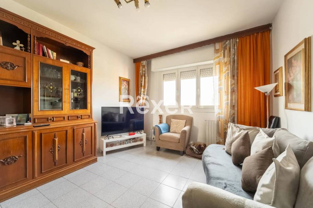 appartamento in vendita a Milano in zona Gallaratese