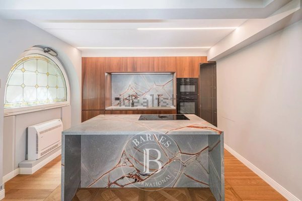 appartamento in vendita a Milano in zona Brera