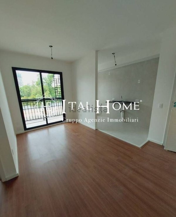 appartamento in vendita a Milano in zona Baggio