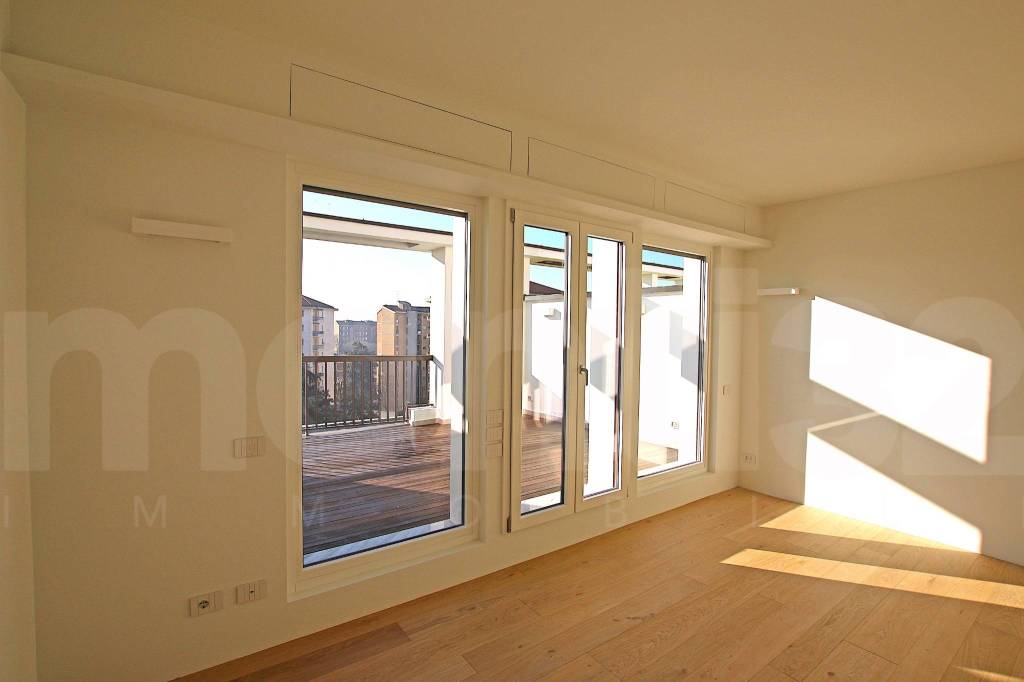 appartamento in vendita a Milano in zona Rembrandt