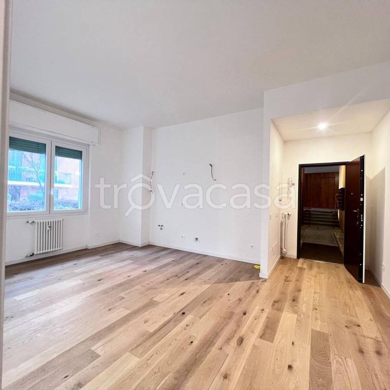 appartamento in vendita a Milano in zona Bocconi