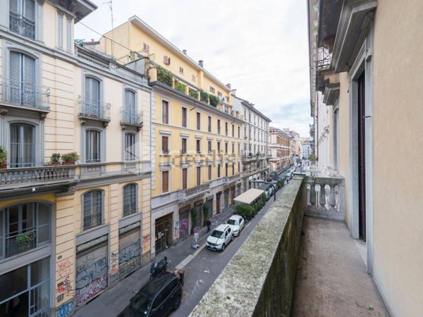 appartamento in vendita a Milano in zona Centro Direzionale