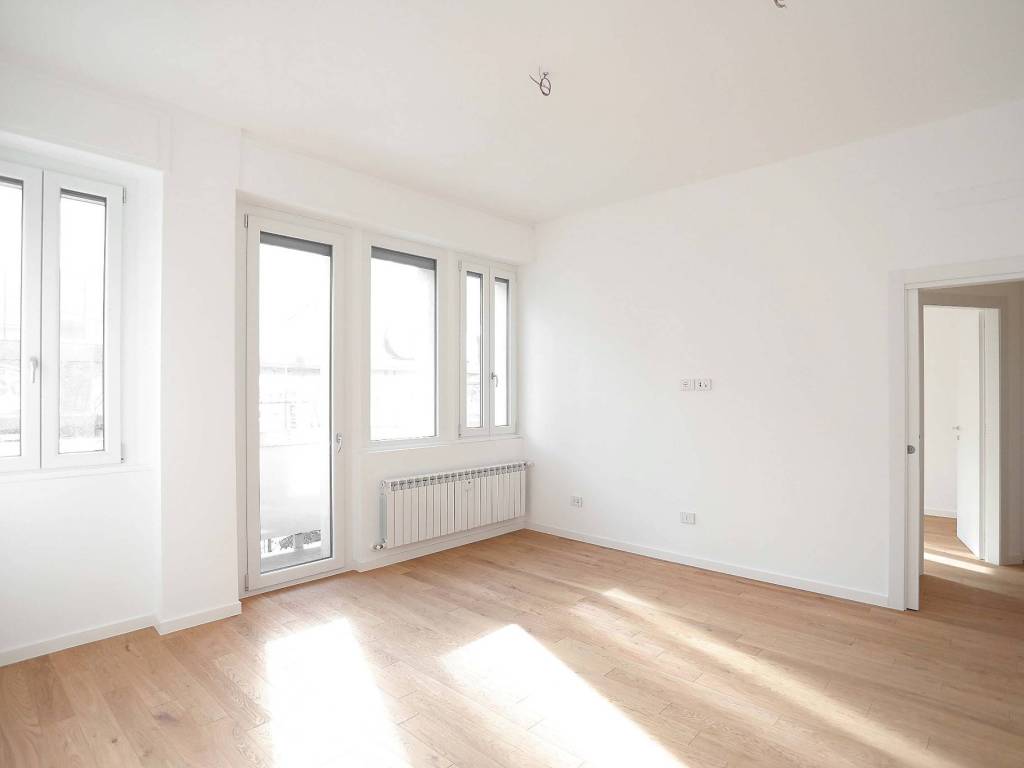appartamento in vendita a Milano in zona Guastalla