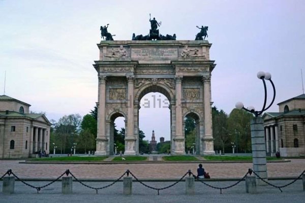 negozio in vendita a Milano in zona Sempione