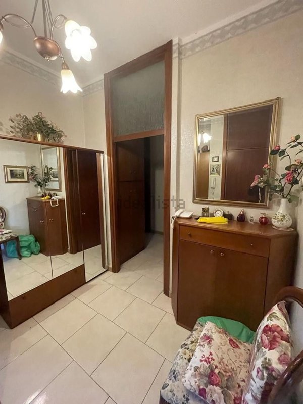 appartamento in vendita a Milano in zona Quartiere degli Olmi