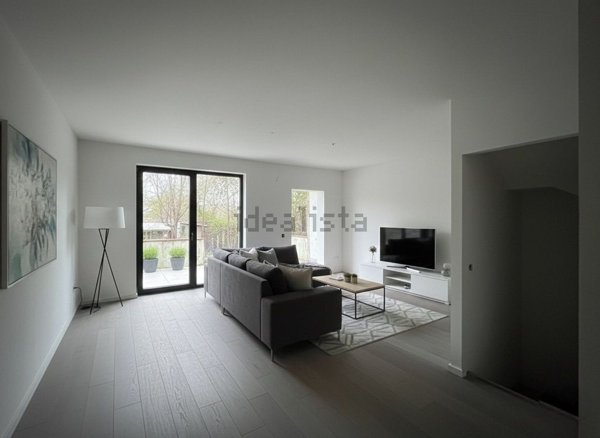 casa indipendente in vendita a Milano in zona Gratosoglio