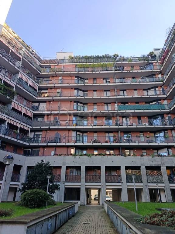 appartamento in vendita a Milano in zona Piazzale Lodi