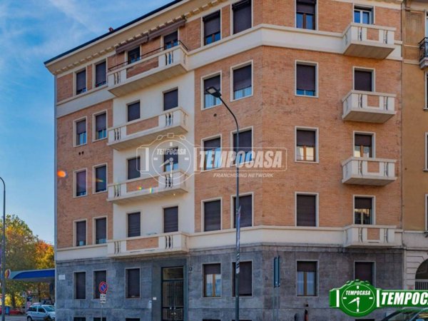 appartamento in vendita a Milano in zona Montalbino