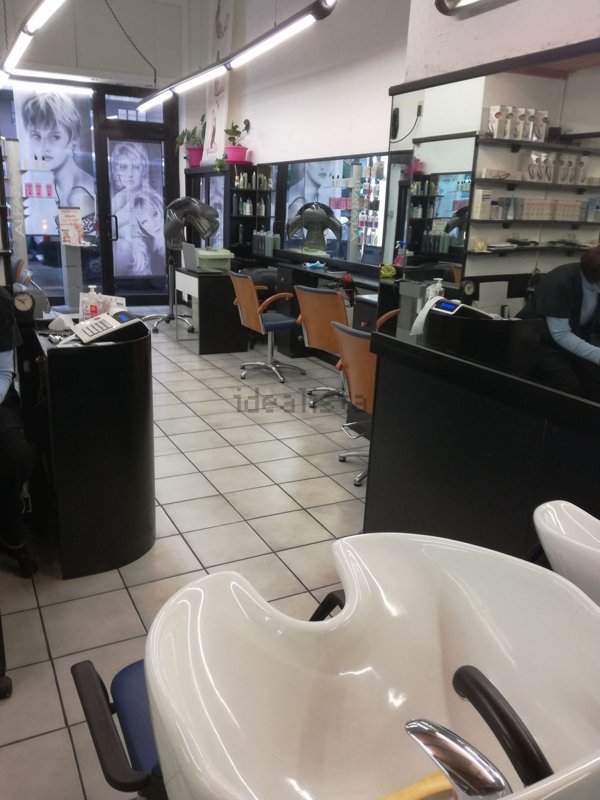 negozio in vendita a Milano