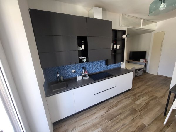 appartamento in vendita a Milano in zona Dergano