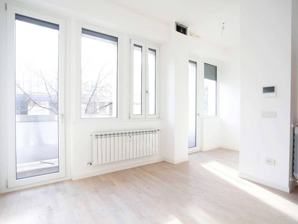 appartamento in vendita a Milano in zona Guastalla