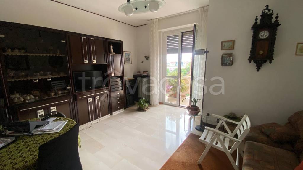 appartamento in vendita a Milano in zona Piazzale Lodi