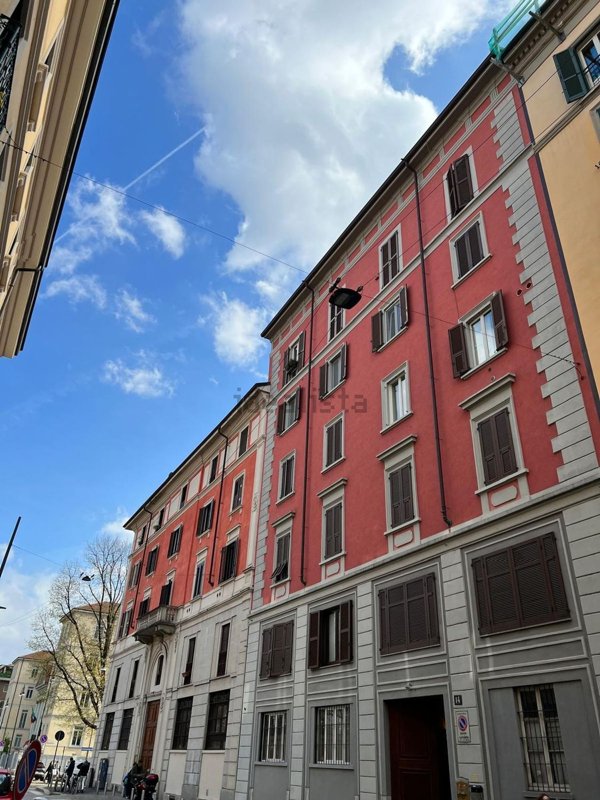 appartamento in vendita a Milano in zona Sant'Ambrogio