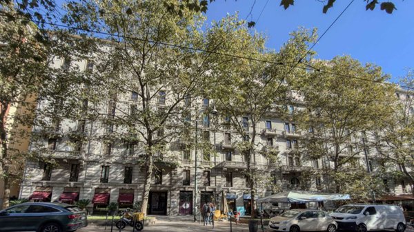 appartamento in vendita a Milano in zona Sempione