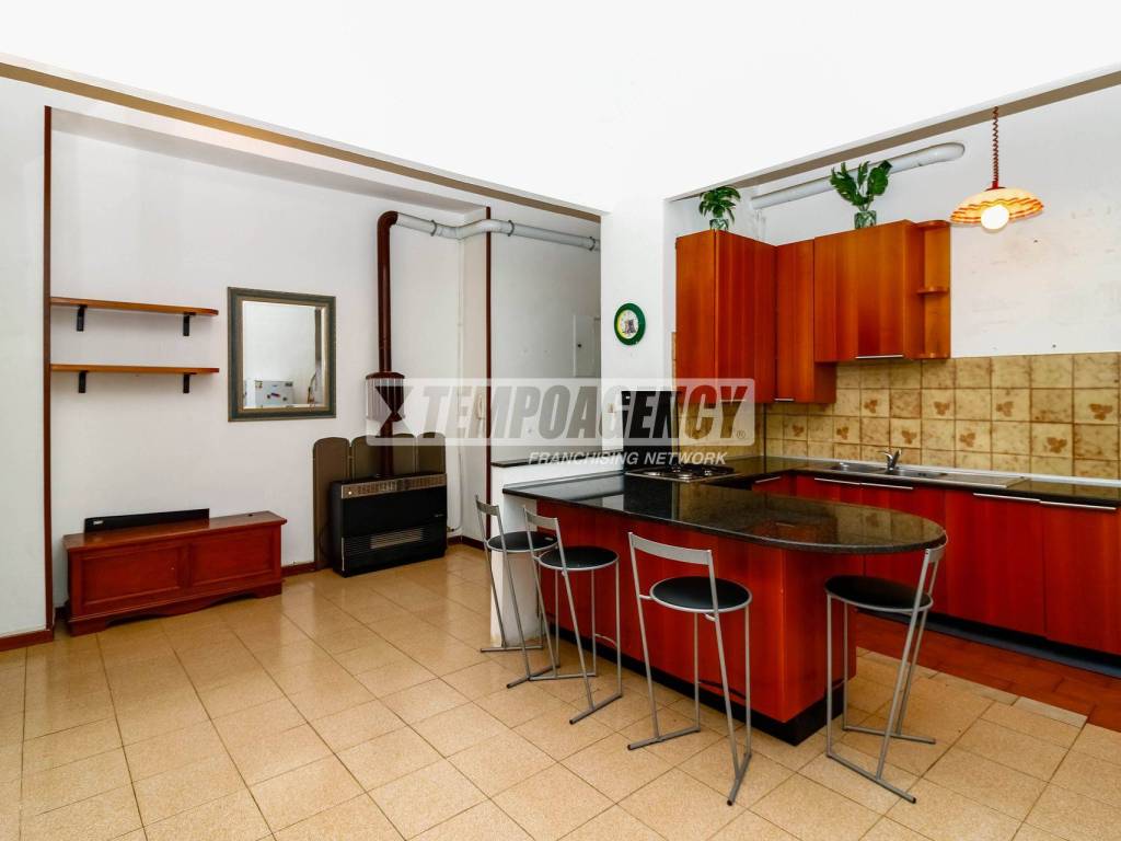 appartamento in vendita a Milano in zona Rogoredo