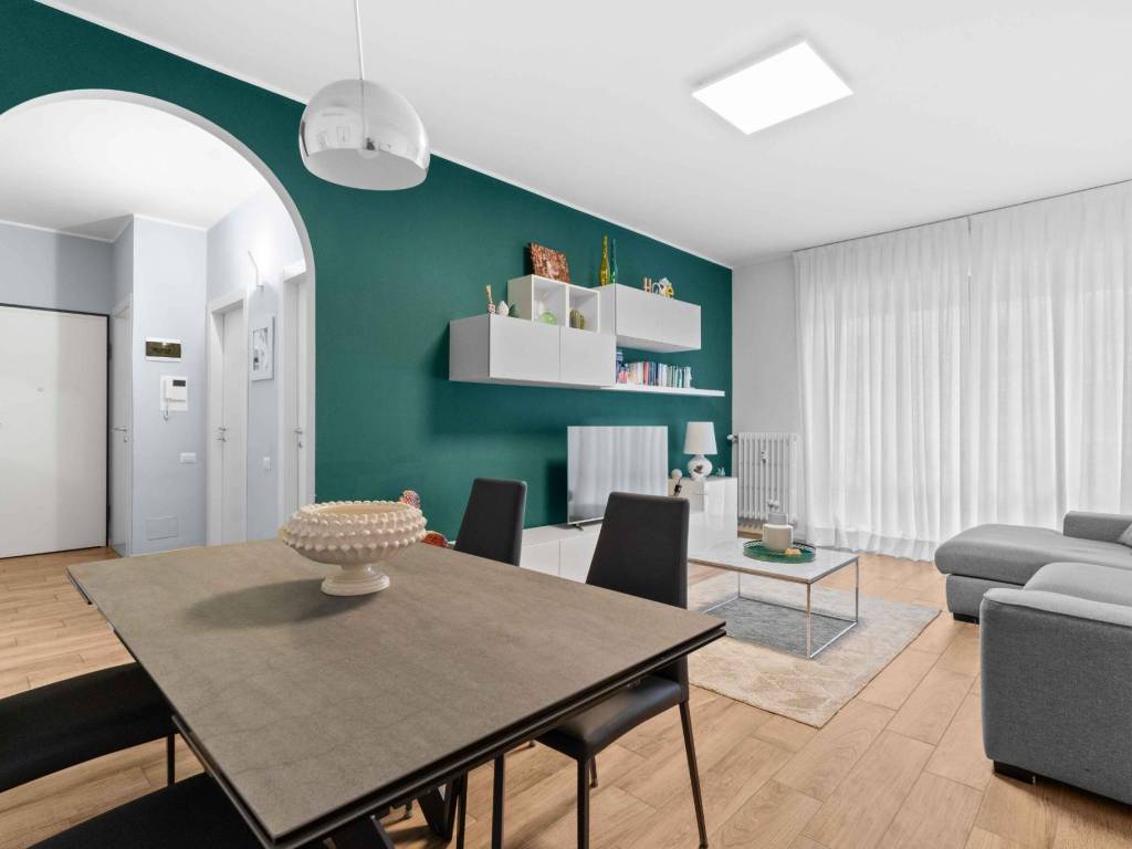appartamento in vendita a Milano in zona Vigentino