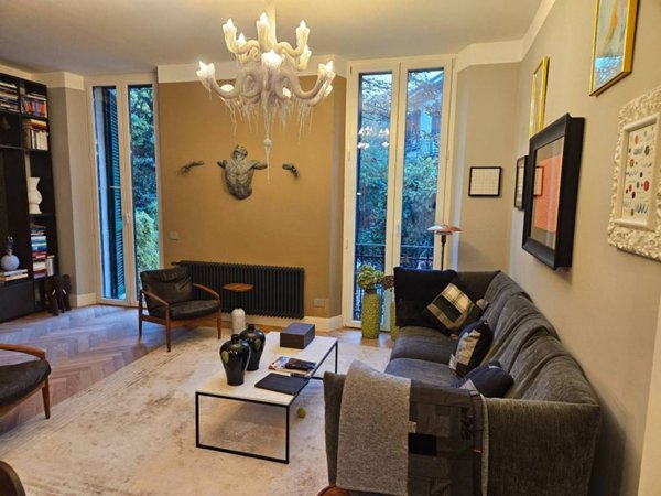 casa indipendente in vendita a Milano in zona Maggiolina