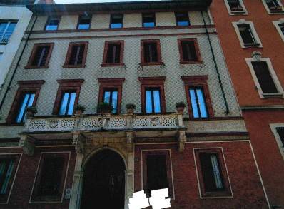 appartamento in vendita a Milano in zona Sant'Ambrogio