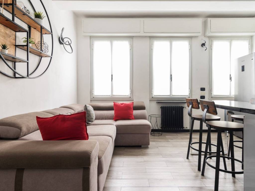 appartamento in vendita a Milano in zona Vigentino