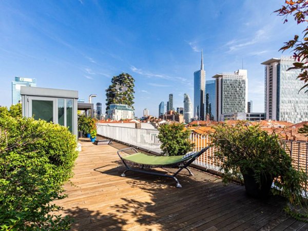 appartamento in vendita a Milano in zona Isola