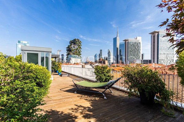 appartamento in vendita a Milano in zona Isola