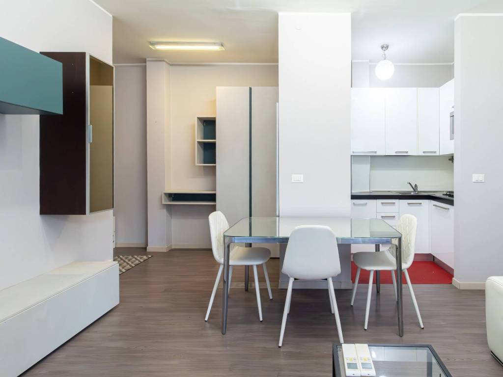 appartamento in vendita a Milano in zona Piazzale Lodi