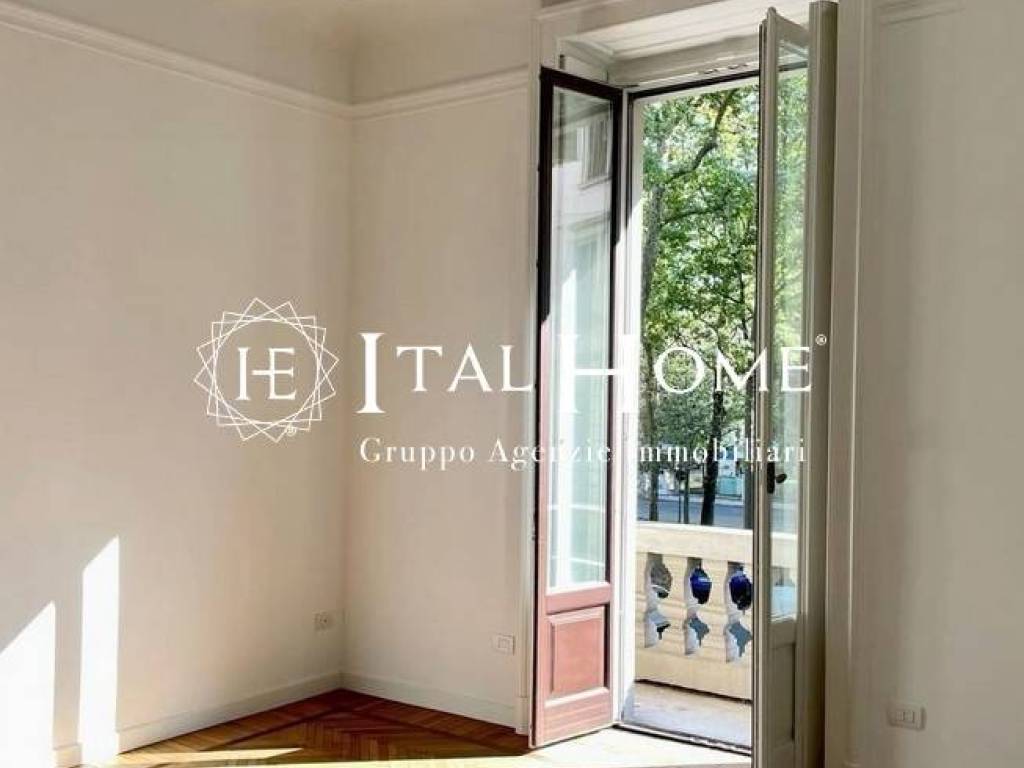 appartamento in vendita a Milano in zona Sempione