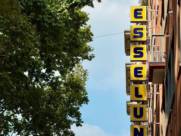 appartamento in vendita a Milano in zona Porta Venezia